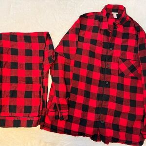 Wondershop Red and Black Checkered Men’s Pajama Set
